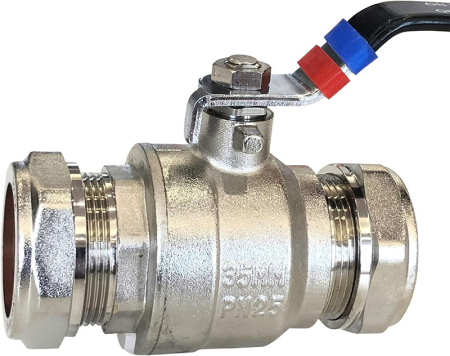 Kudos Trading 35mm brass ball valve with lever handle for reliable on-off water flow control in plumbing and heating systems.