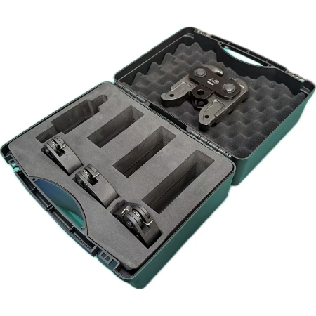angle jaw adaptor kit with carry case, designed for use with ZLX-4065-B press jaws in pipe fitting applications. includes 15mm, 22mm & 28mm angled jaws