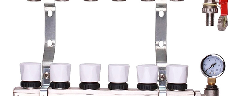 Brass/Nickle manifolds for underfloor heating systems, with pressure gauge, flow meters, drain valve and automatic air vent.